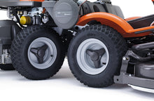 Laden Sie das Bild in den Galerie-Viewer, Husqvarna Profi-Frontmäher R 316TX - Grundgerät ohne Mähwerk