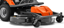 Laden Sie das Bild in den Galerie-Viewer, Husqvarna Profi-Frontmäher R 320X AWD - Grundgerät ohne Mähdeck