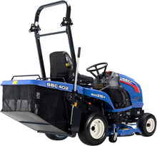 Laden Sie das Bild in den Galerie-Viewer, Iseki Diesel-Rasentraktor SXG 216 H mit elektrischer Entleerung