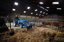 Laden Sie das Bild in den Galerie-Viewer, Solis Kompakttraktor 26 Grundmaschine ohne Bereifung