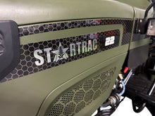 Laden Sie das Bild in den Galerie-Viewer, Startrac Allrad-Kleintraktor 22 Nato-Grün mit Ackerstollenbereifung