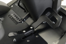Laden Sie das Bild in den Galerie-Viewer, Stiga Frontmäher Park 500 WX Allradantrieb - Grundgerät ohne Mähwerk